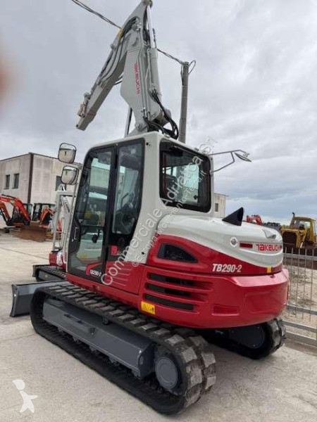 Pelle Takeuchi 1/2P E TB217R