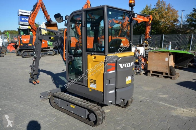 Pelle Volvo EC 20 E