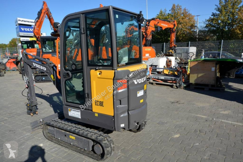 Pelle Volvo EC 18 E