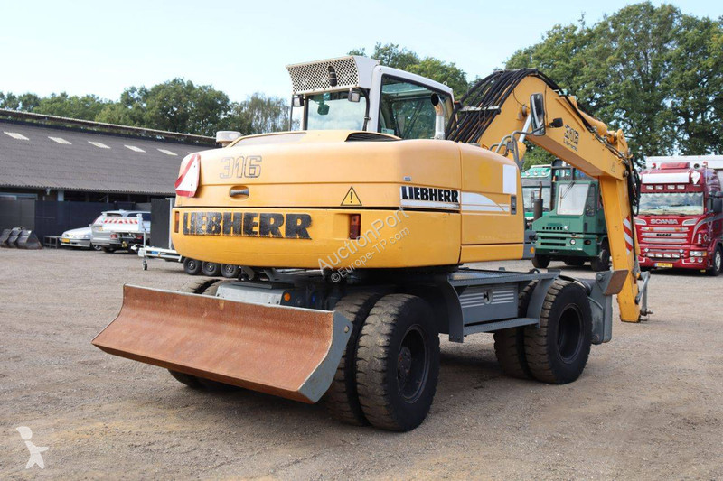 Pelle Liebherr A316