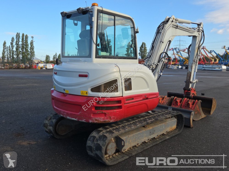 Pelle Takeuchi 2