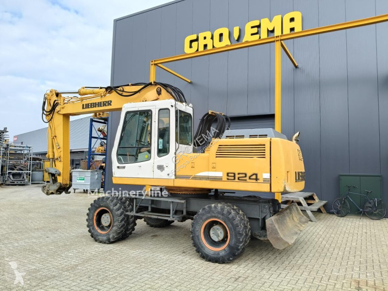 Pelle Liebherr A924 li
