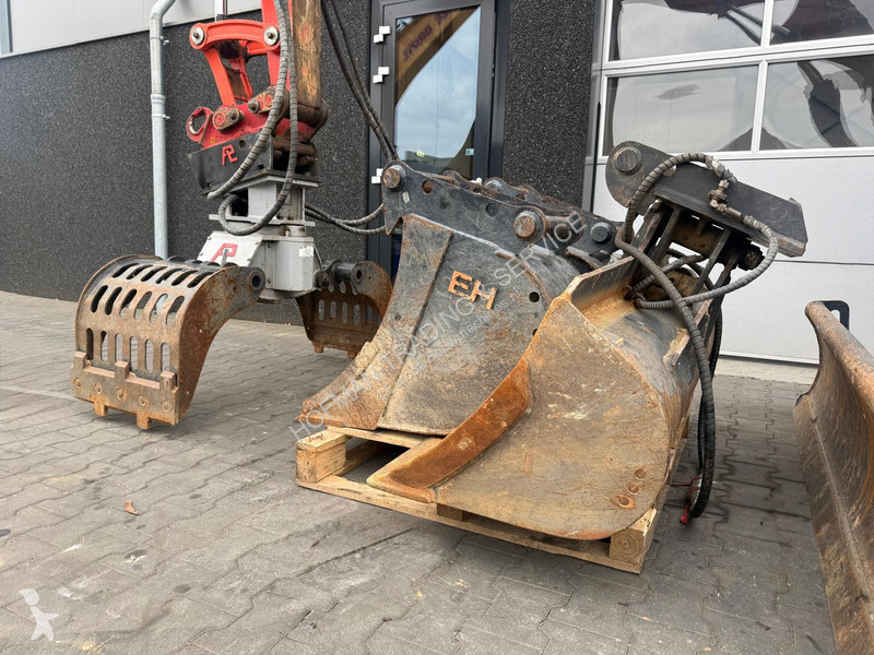جرافة Kubota KX085-5