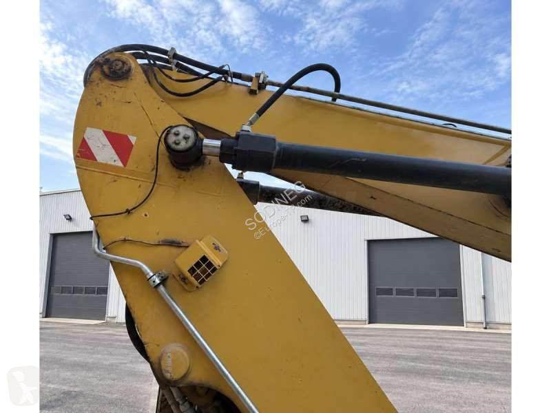 Pelle Caterpillar MH2
