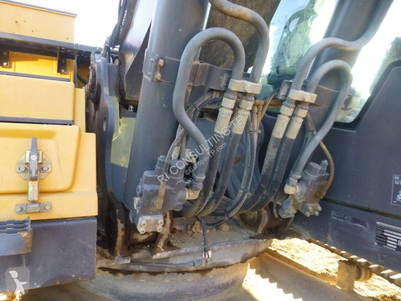 Pelle Volvo EC 250 EL