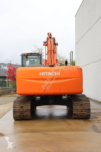 Pelle Hitachi