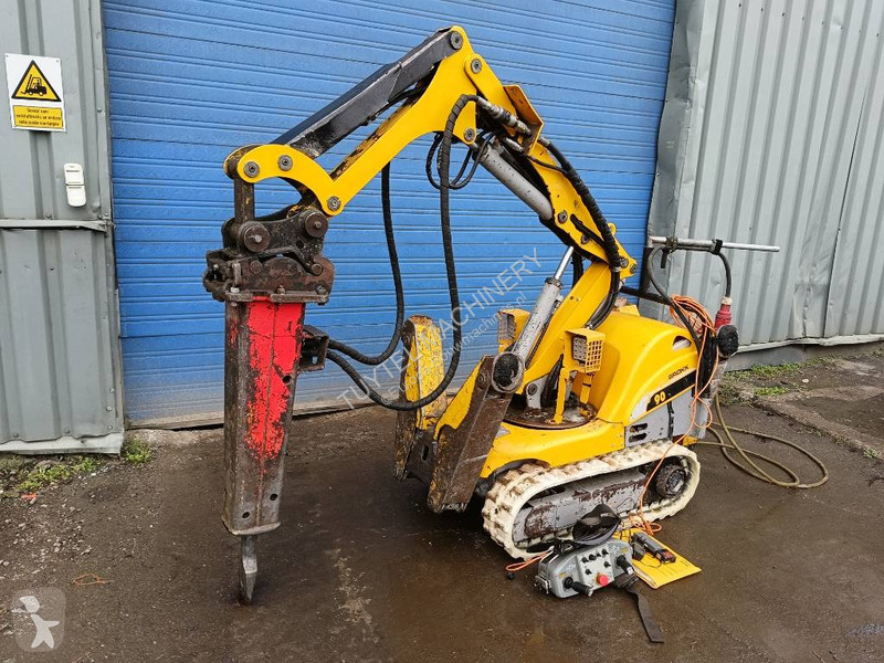 Pelle Brokk 90 husqvarna robot remote excavator...