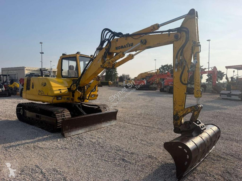 جرافة Komatsu R