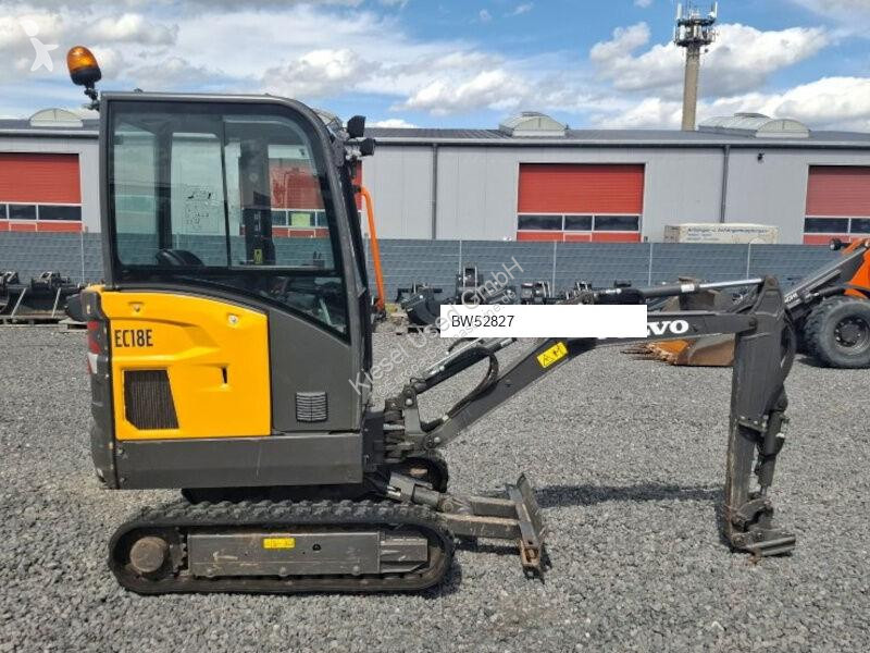 Багер Volvo EC18E