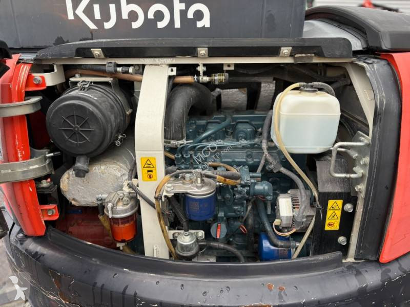 Багер Kubota