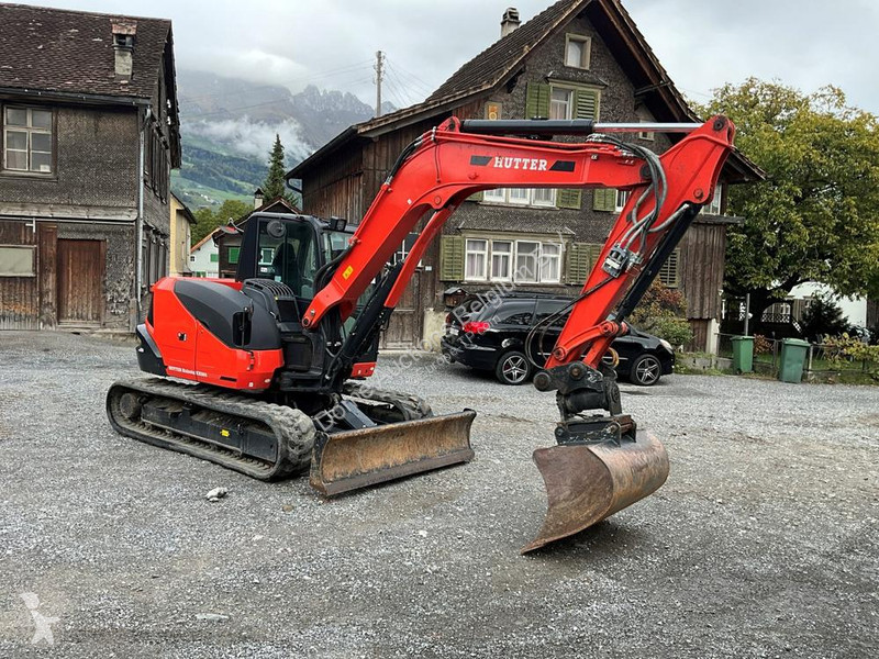 Багер Kubota KX085-5