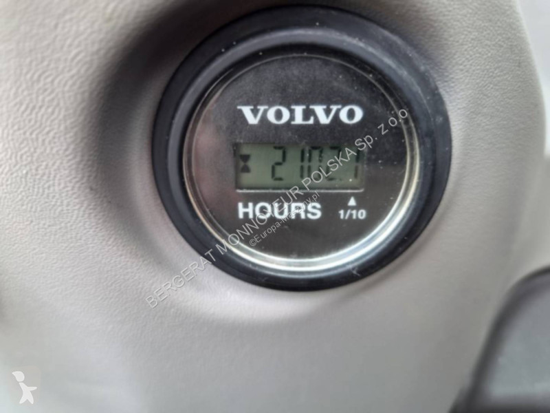 جرافة Volvo ECR 145 EL