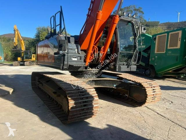 Багер Hitachi 7