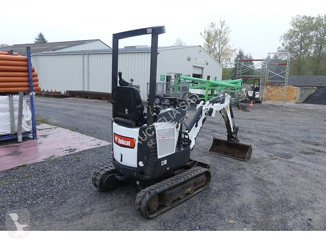 Багер Bobcat