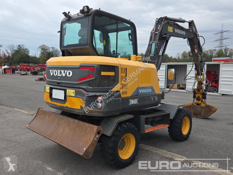 Багер Volvo EW60E