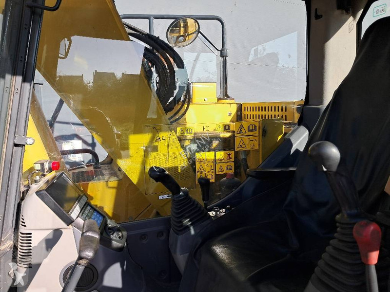 Excavator Komatsu PC138US-10