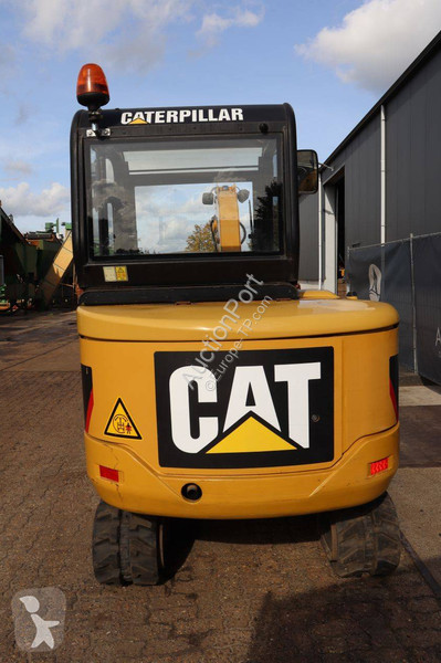 Багер Caterpillar
