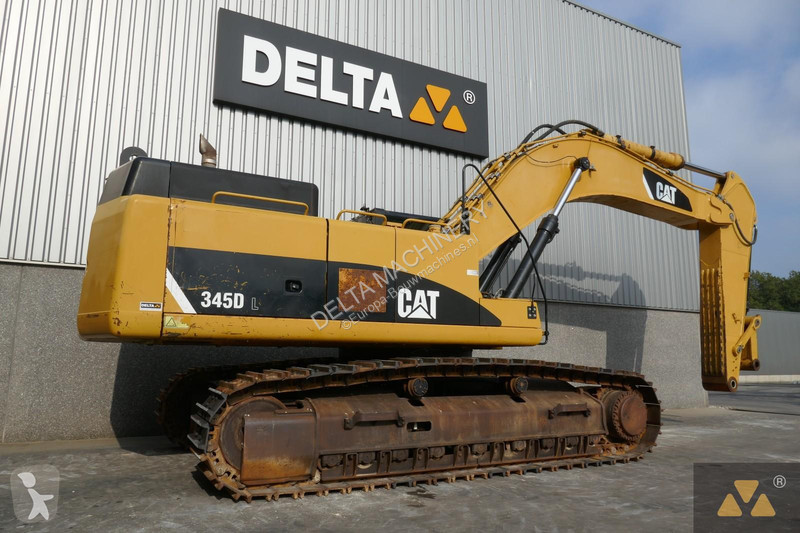 Багер Caterpillar LME