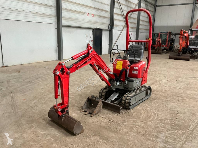 جرافة Yanmar