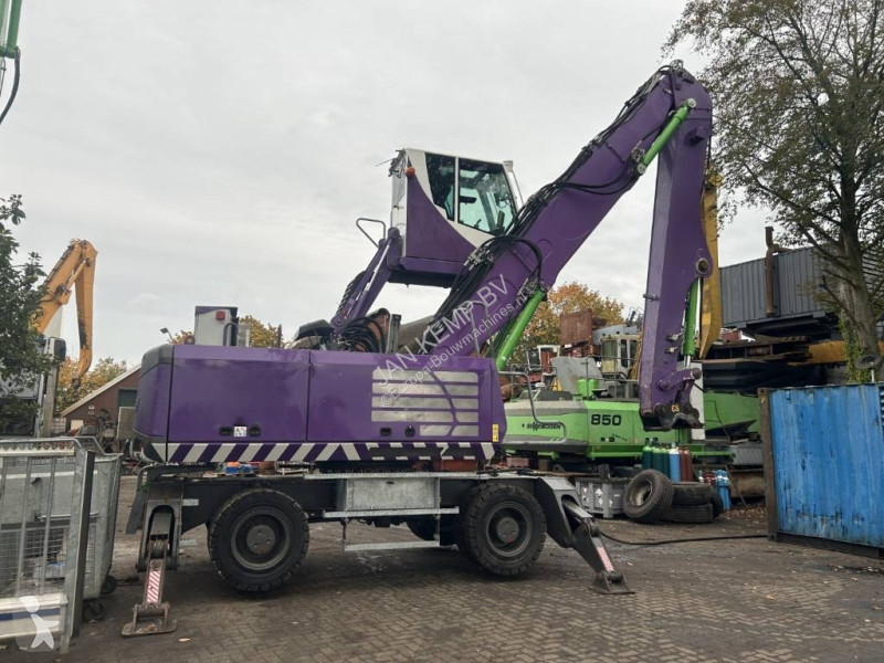 جرافة Sennebogen 825 E