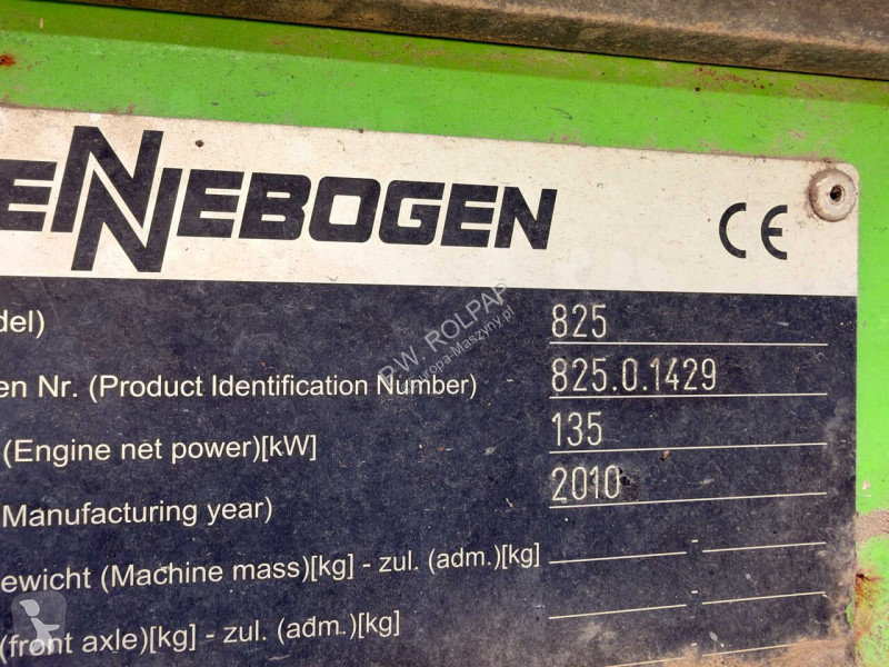 جرافة Sennebogen 825