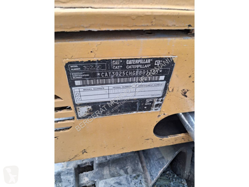 Багер Caterpillar