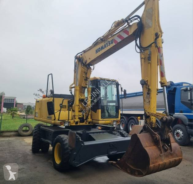 جرافة Komatsu