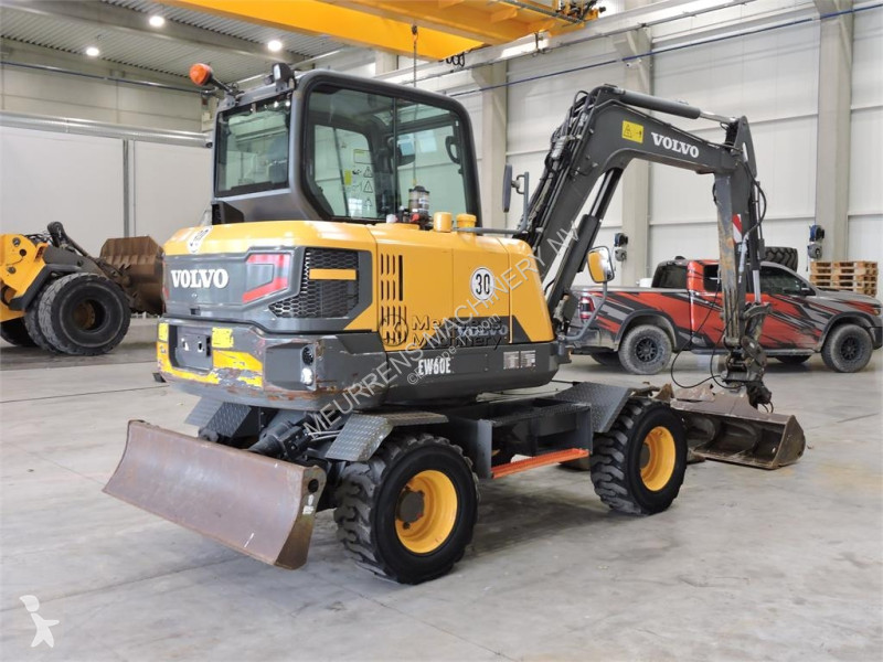 Escavadora Volvo EW60E
