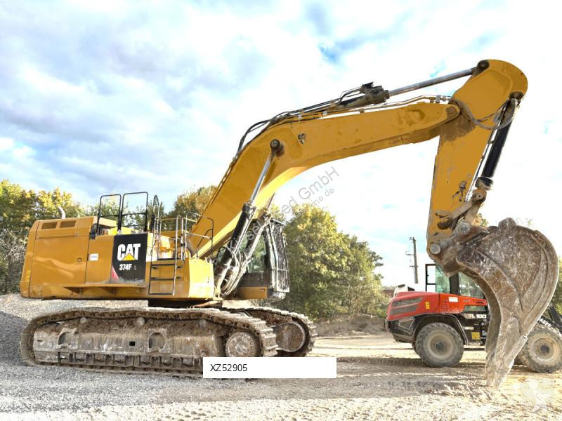 Escavadora Caterpillar 374FL