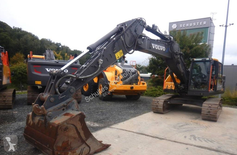 Skovel Volvo EC 220 E