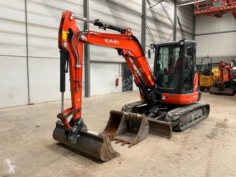 Excavadora Kubota 554