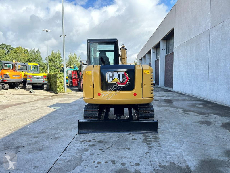 Escavadora Caterpillar .5E2