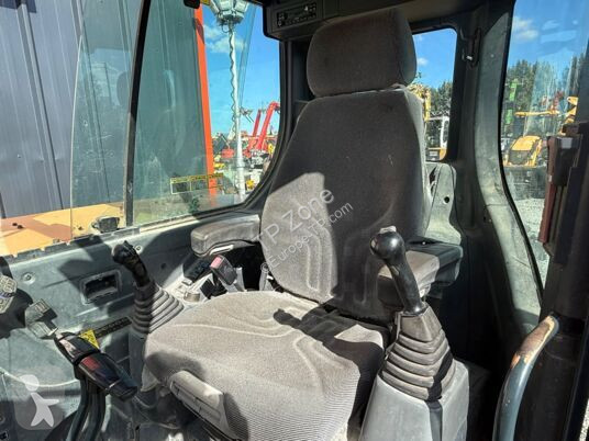 Escavadora Hyundai ROBEX 60CR-9A