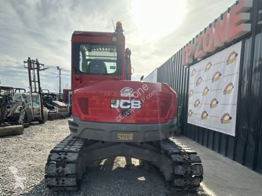 Excavadora JCB 85Z-1 à 37500 Euros HT