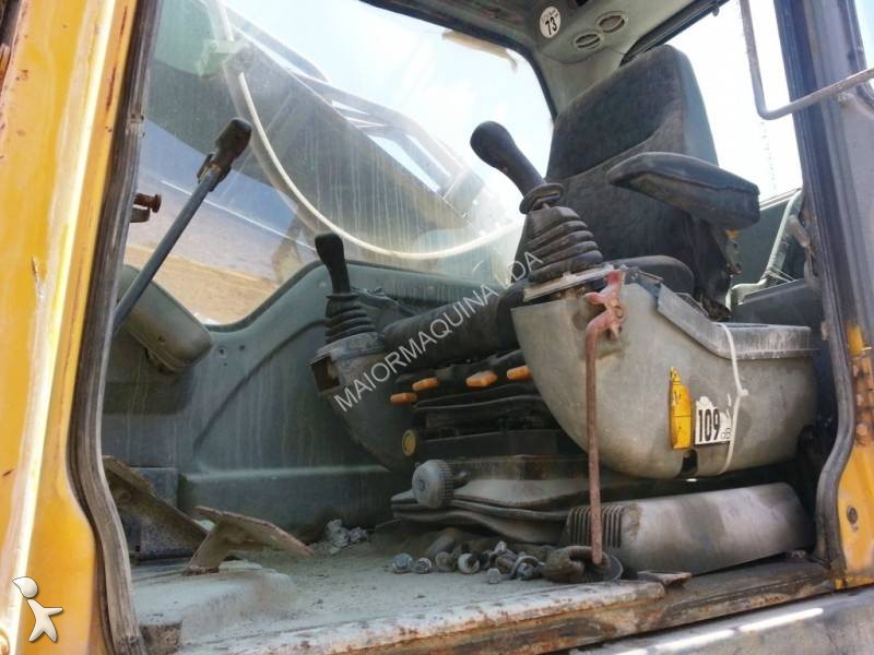 Escavadora Volvo
