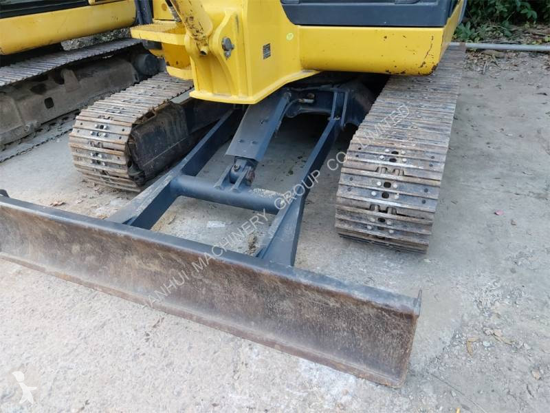 Escavadora Komatsu PC56-7