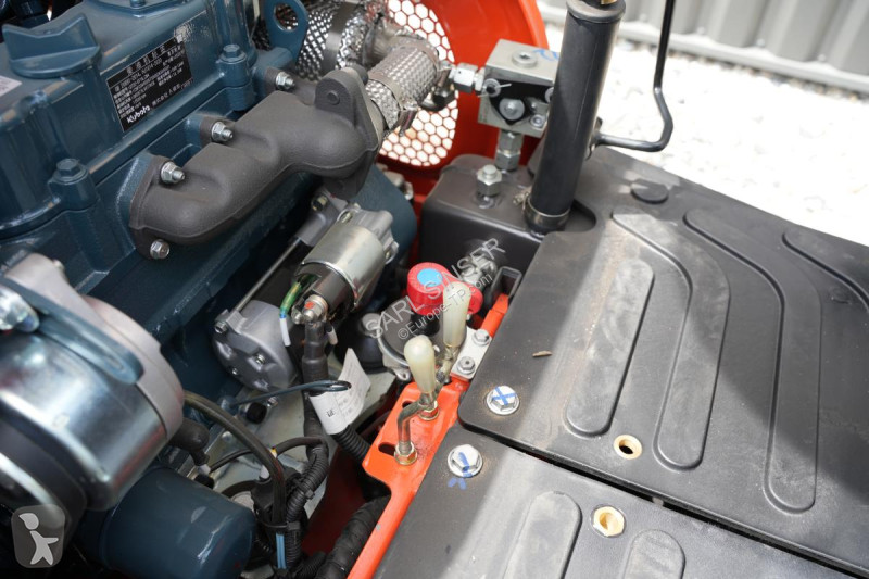 Escavadora Rhinoceros  XN-12