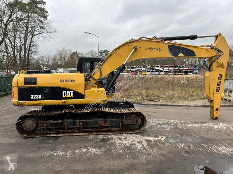 Escavatore Caterpillar L - 323 DL -