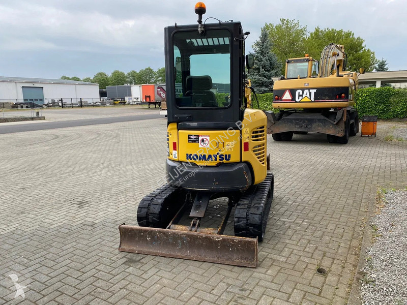 Excavator Komatsu PC26MR-3