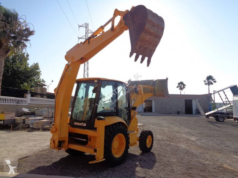 Used Komatsu WB95R mini backhoe loader WB93R5 4X4 EXCAVADORA n°7969208