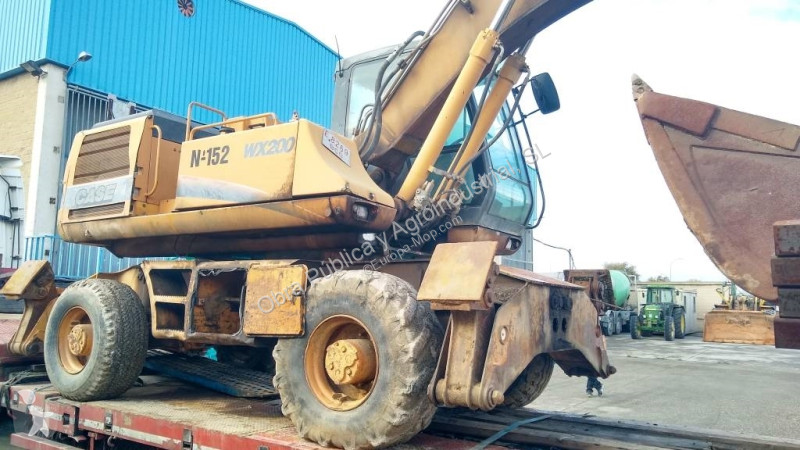 Excavadora Case