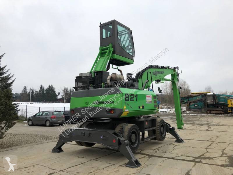 Excavator Sennebogen 821