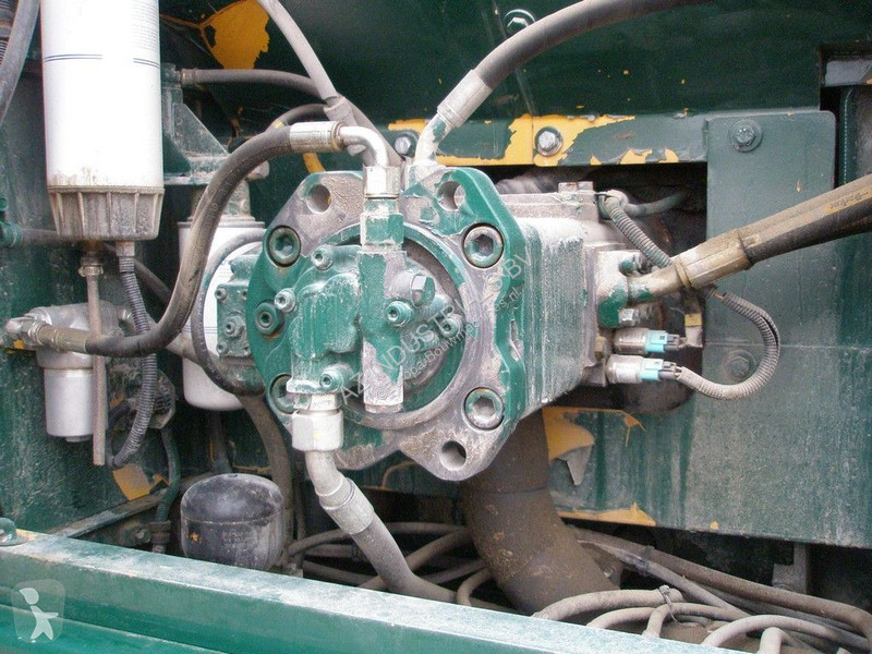 Escavatore Volvo