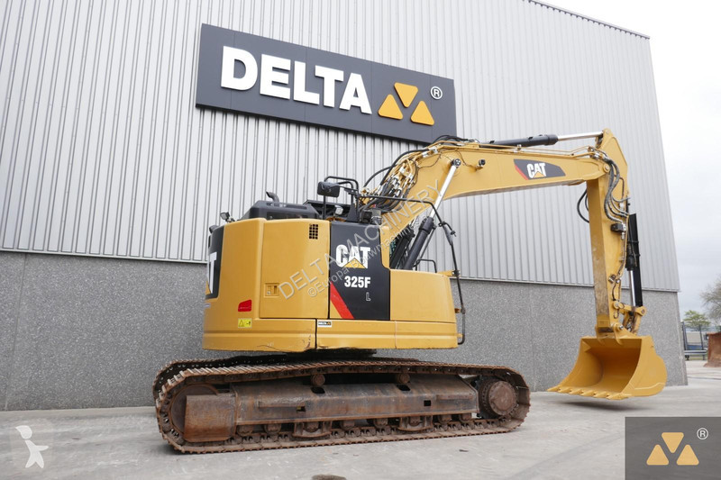 Excavator Caterpillar 325F LCR