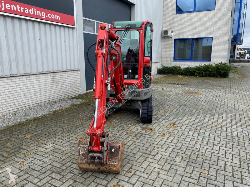Escavatore Yanmar -4, 2013 year!