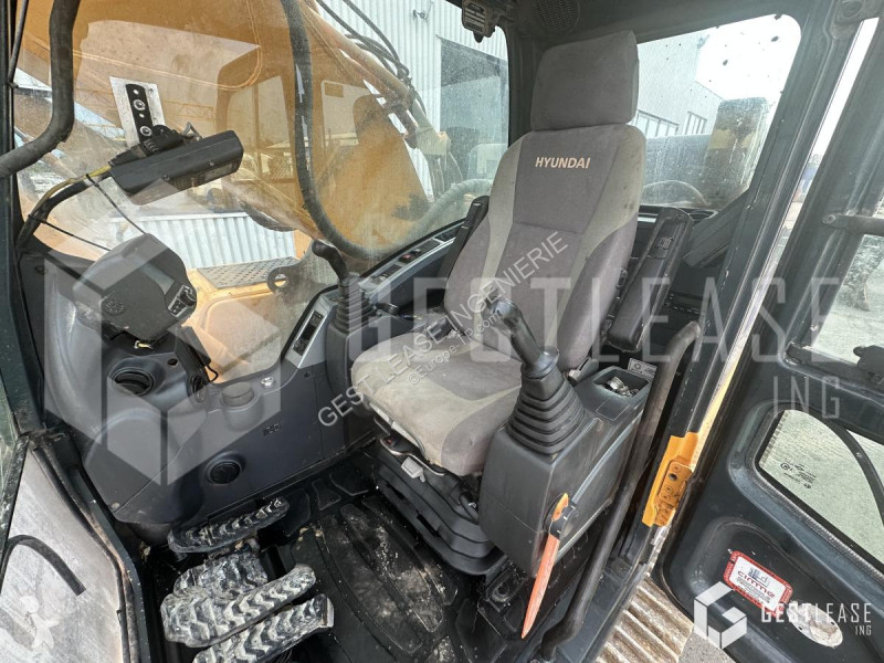 Excavator Hyundai ROBEX 480LC-9