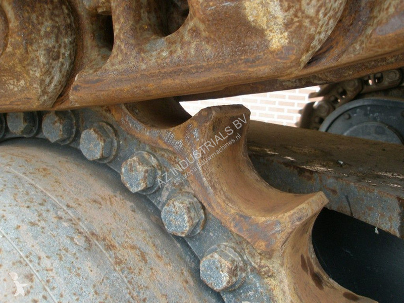 Escavatore Komatsu 600LC-7K