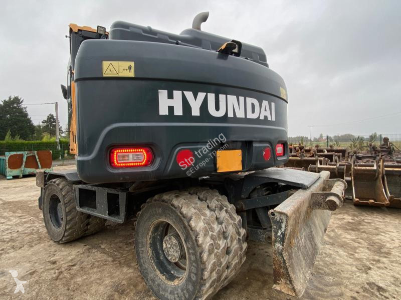 جرافة Hyundai HW 140