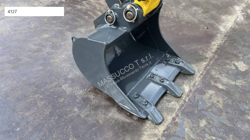 Excavadora Wacker Neuson 803
