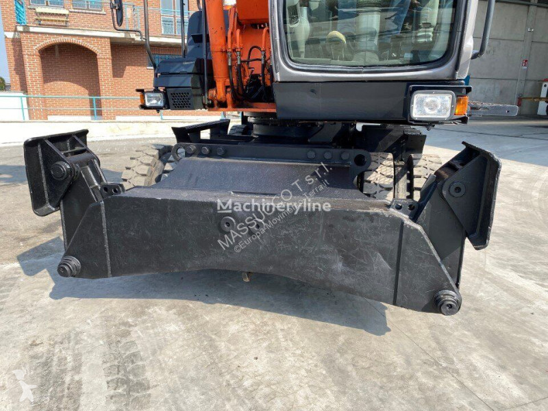 Excavadora Hitachi MH
